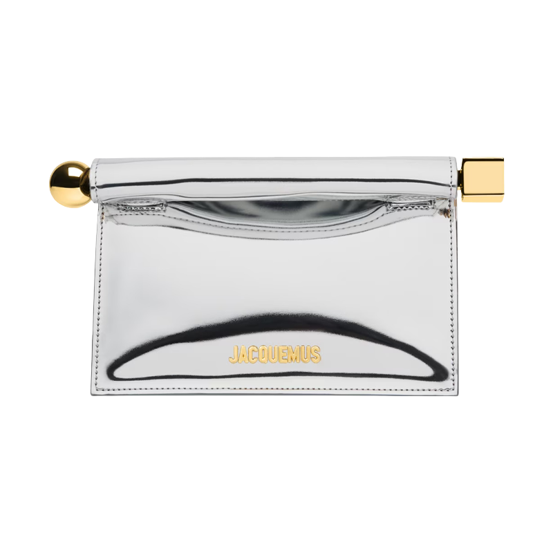 The small Rond Carré clutch