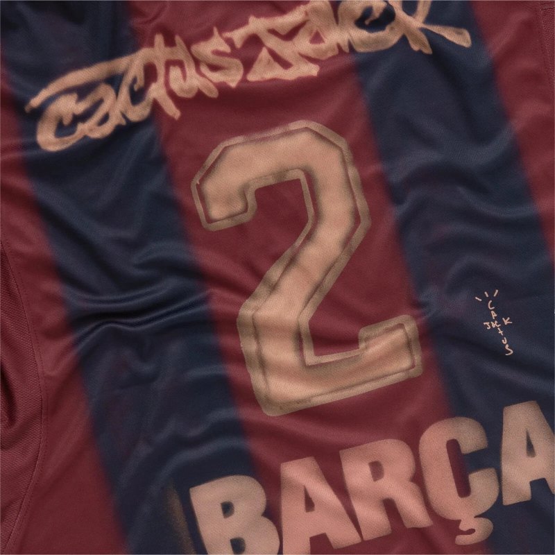Camiseta Travis Scott x Nike x FC Barcelona Retro 2000/01