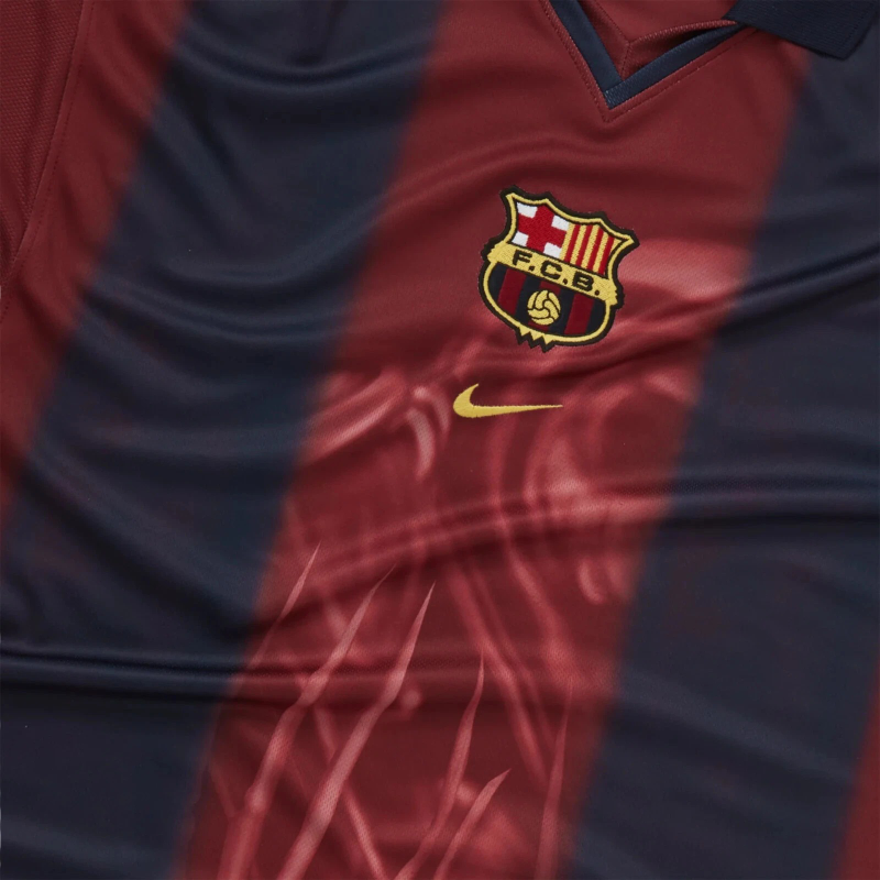 Camiseta Travis Scott x Nike x FC Barcelona Retro 2000/01