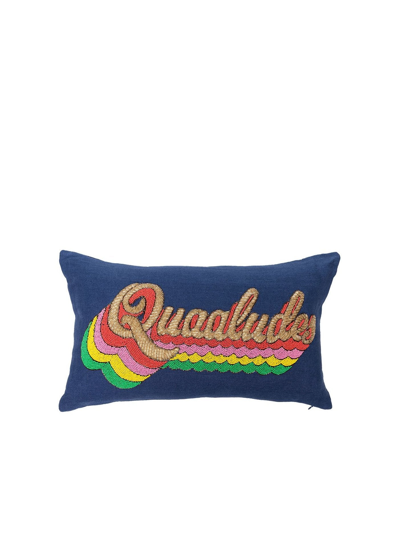 Cojín Quaaludes adornado con pedrería