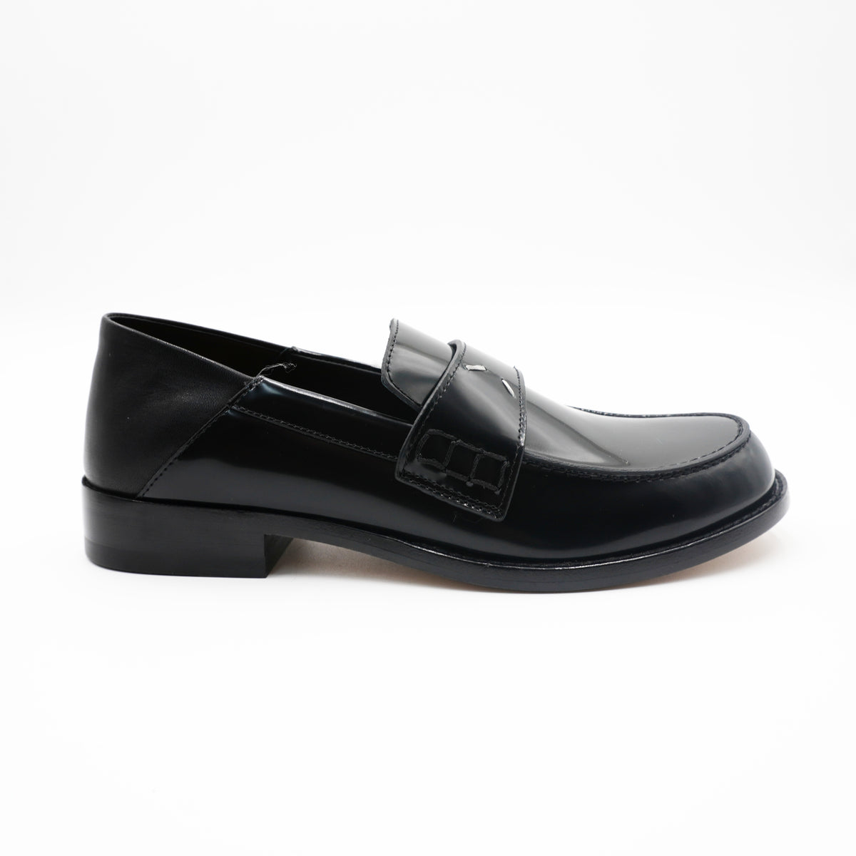 Zapato Maison Margiela Black Leather Loafers