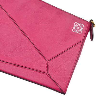 Bolsa Loewe Puzzle Clutch Fuchsia