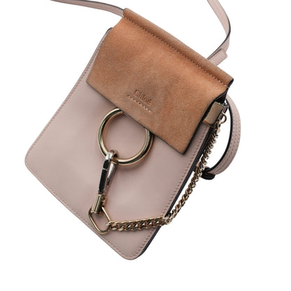 Bolsa Chloé Faye Bracelet Crossbody Bag
