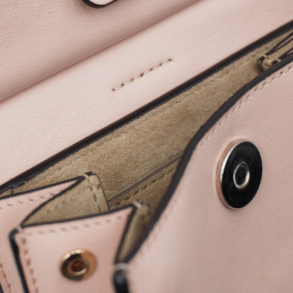 Bolsa Chloé Faye Bracelet Crossbody Bag