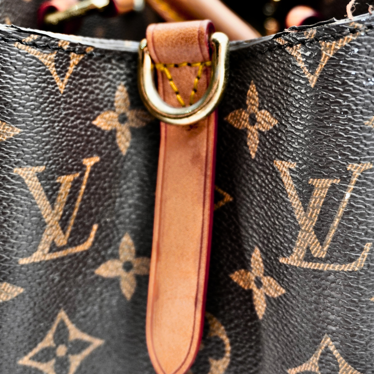 Bolsa Louis Vuitton Grand Palais Monogram