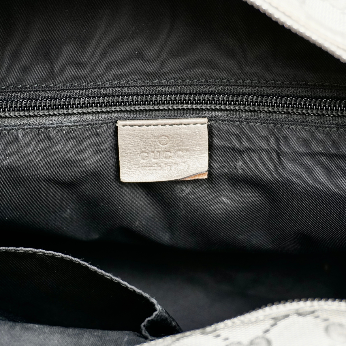 Bolso Gucci GG Supreme Plateado