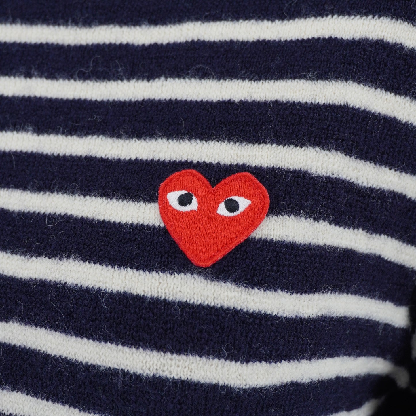 Suéter Comme des Garçons Striped Knit Red Heart Patch PLAY