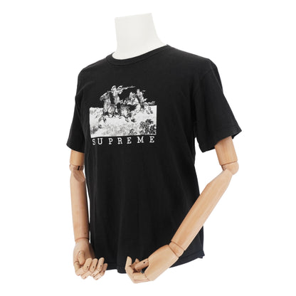 Playera Supreme Graphic Tee Horse Riding