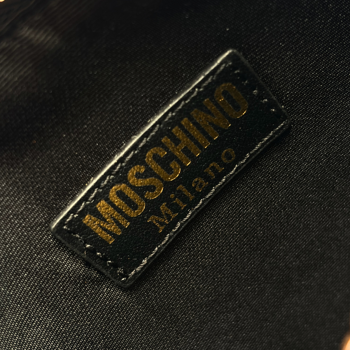 Bolsa de mano Moschino Couture Pins