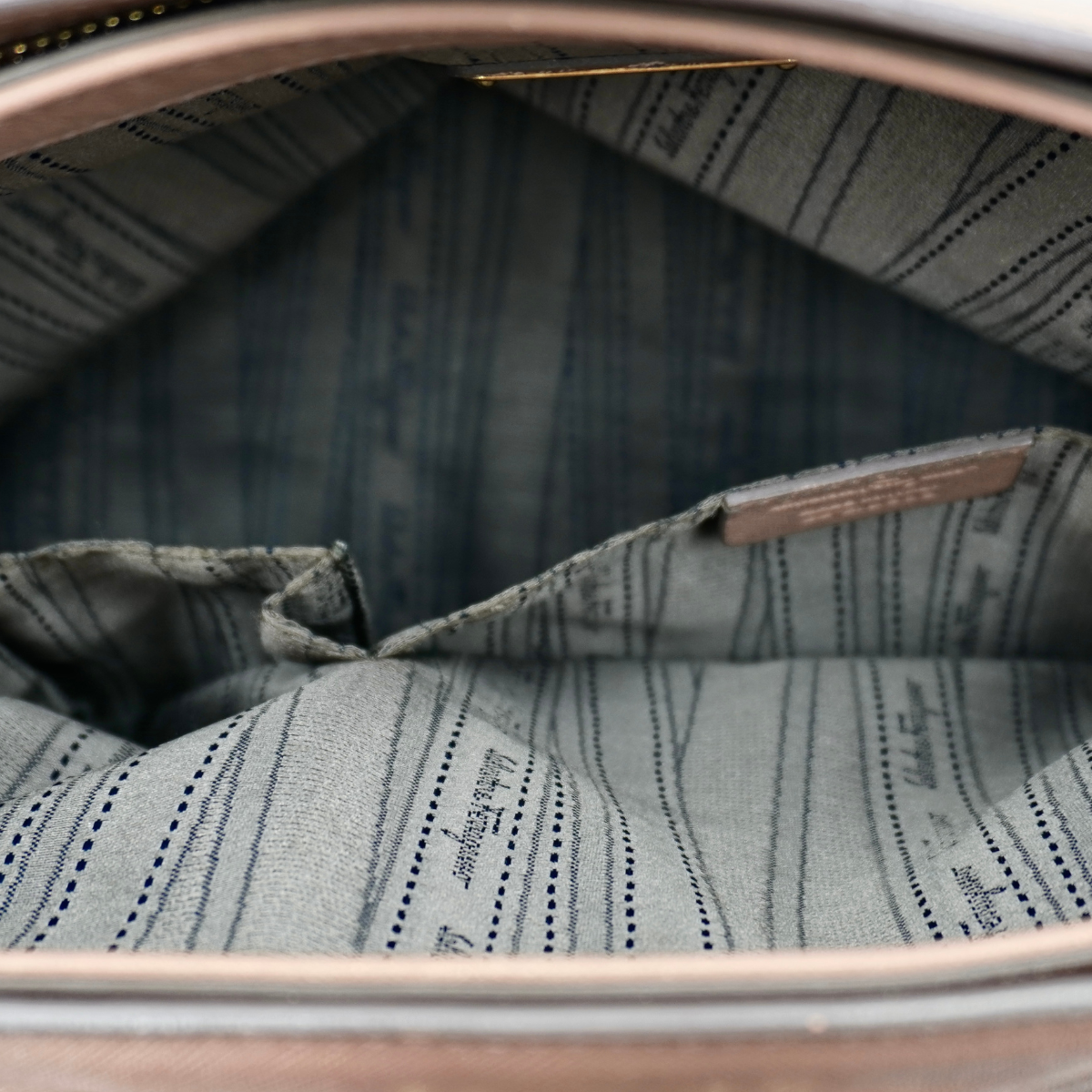 Bolsa Salvatore Ferragamo Batik Beige