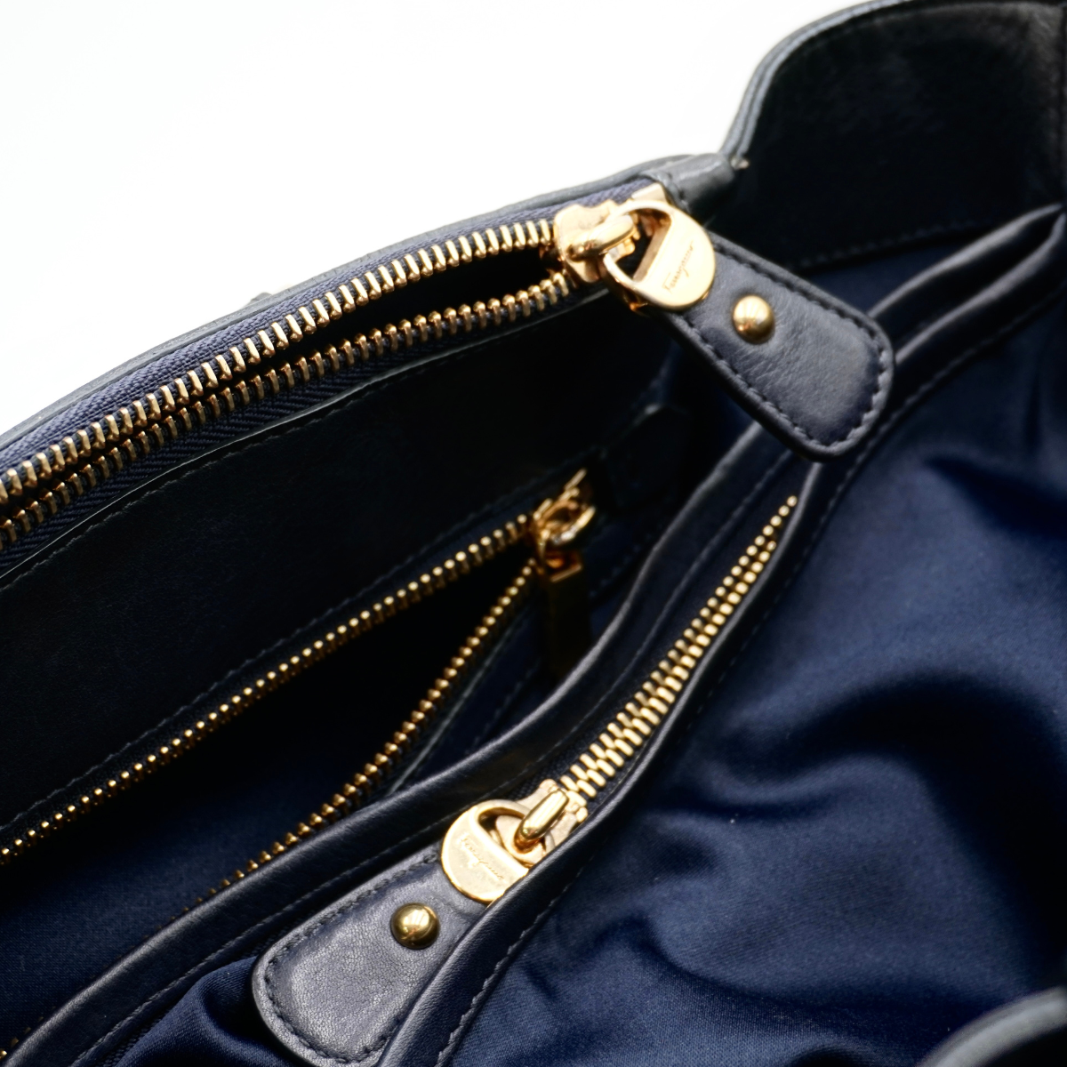 Salvatore Ferragamo Tote Black