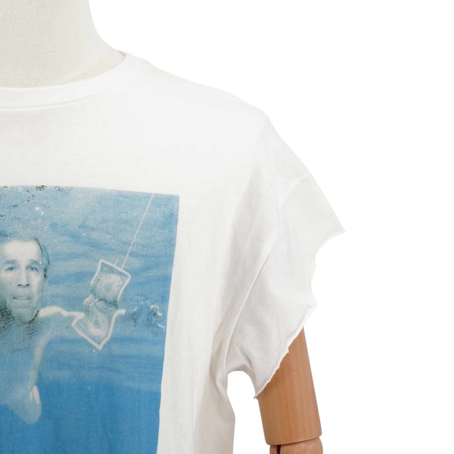 Playera Number Nine Sleeve Number (N)ine Graphic