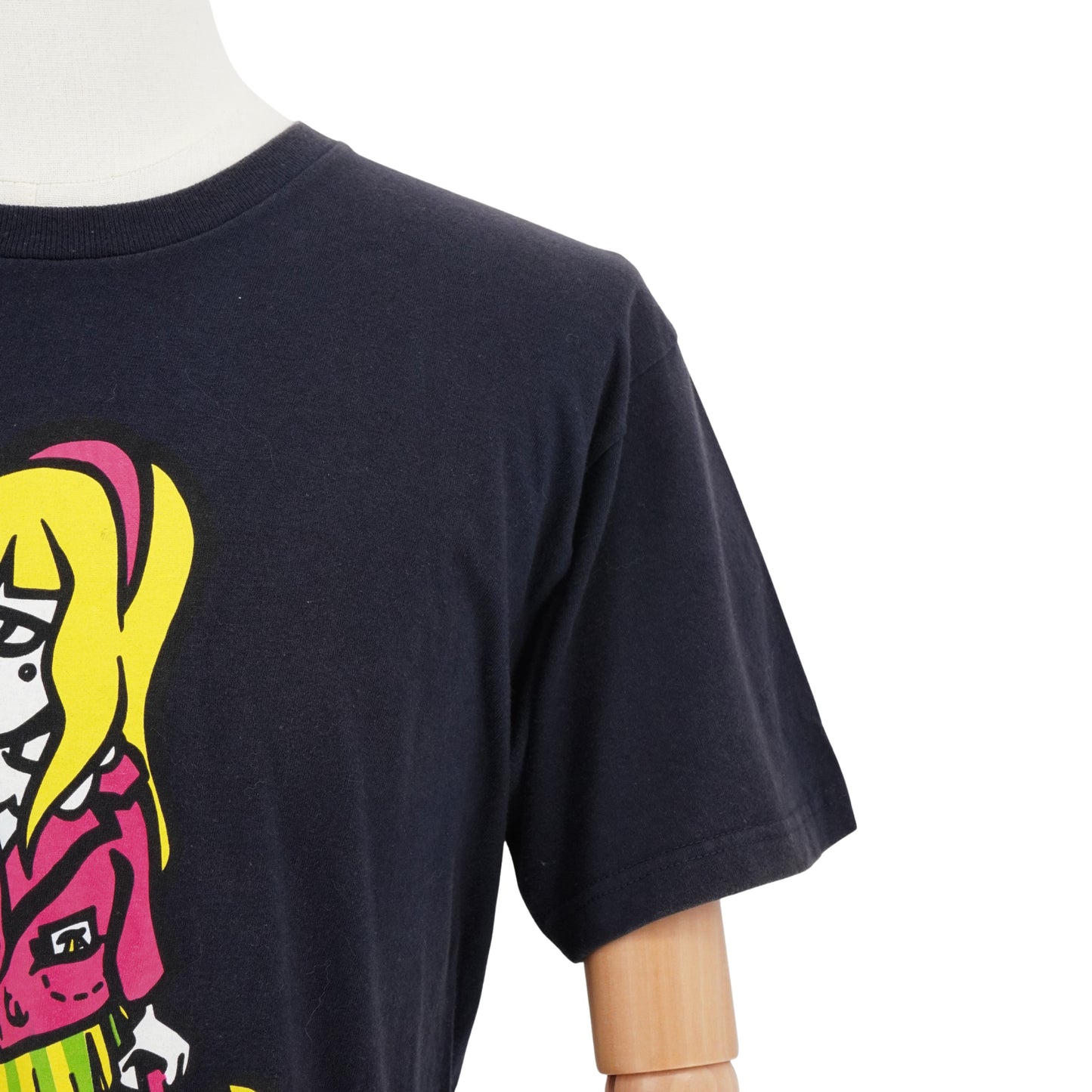 Playera Supreme Suzie Switchblade