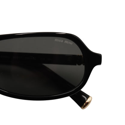Miu Miu Lentes Narrow Square