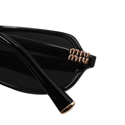 Miu Miu Lentes Narrow Square