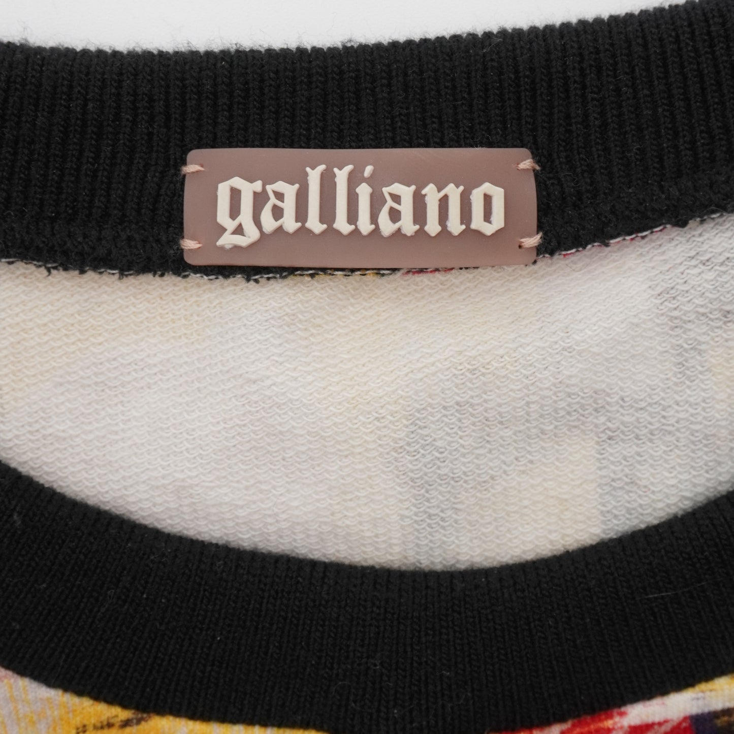 Top John Galliano Long Sleeve Circle Print