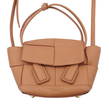 Bolsa Bottega Veneta Arco Mini Marrón Claro