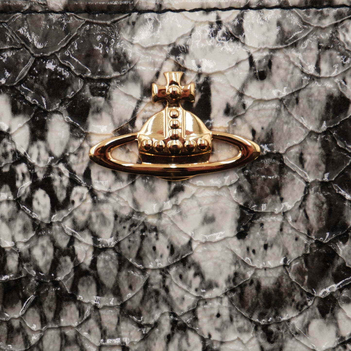 Cartera Vivienne Westwood Frilly Snake Wallet