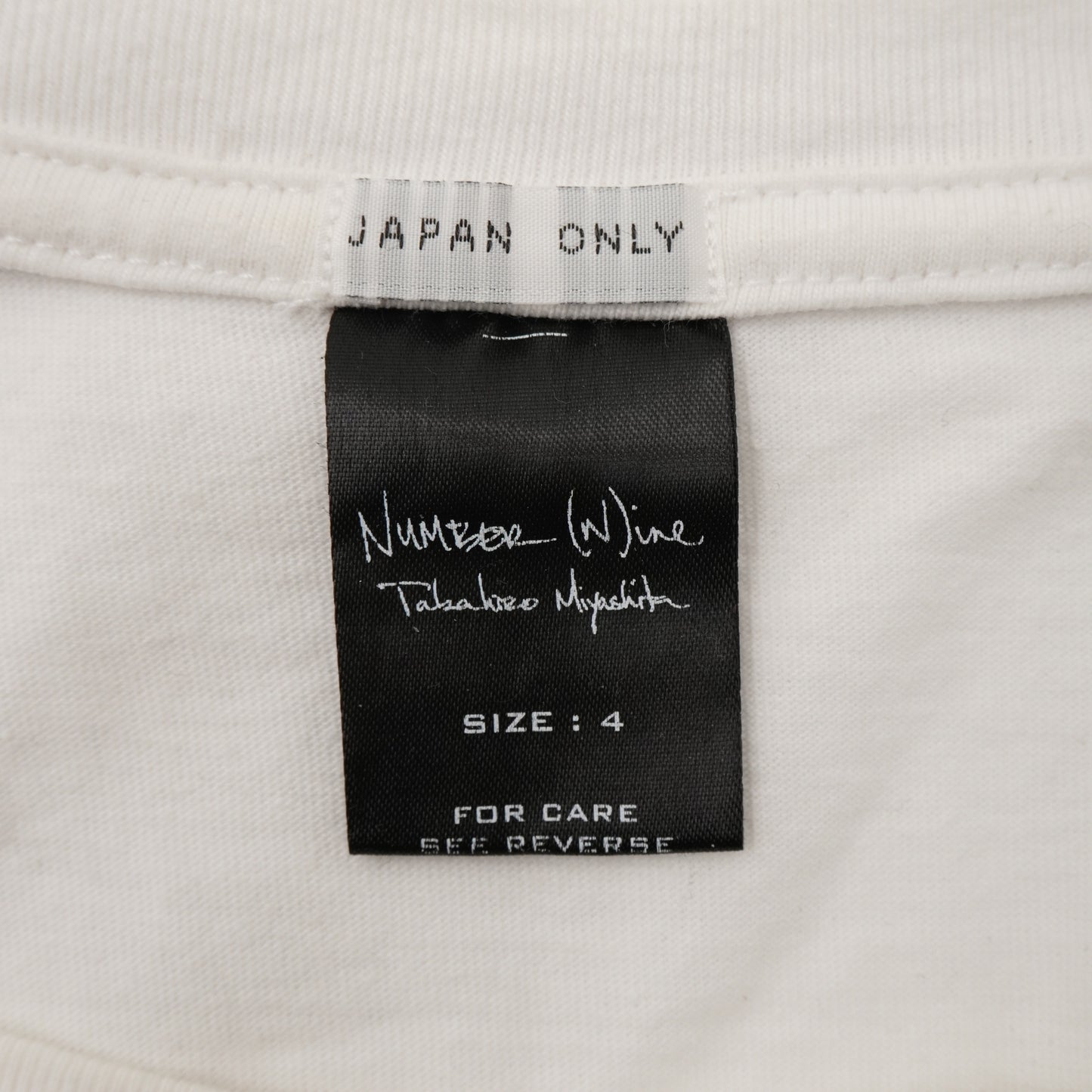 Playera Number Nine Sleeve Number (N)ine Graphic