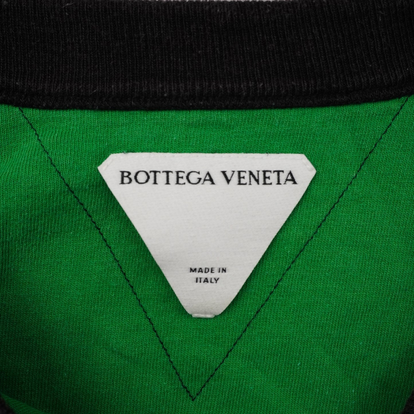 Playera Bottega Veneta Distressed Black