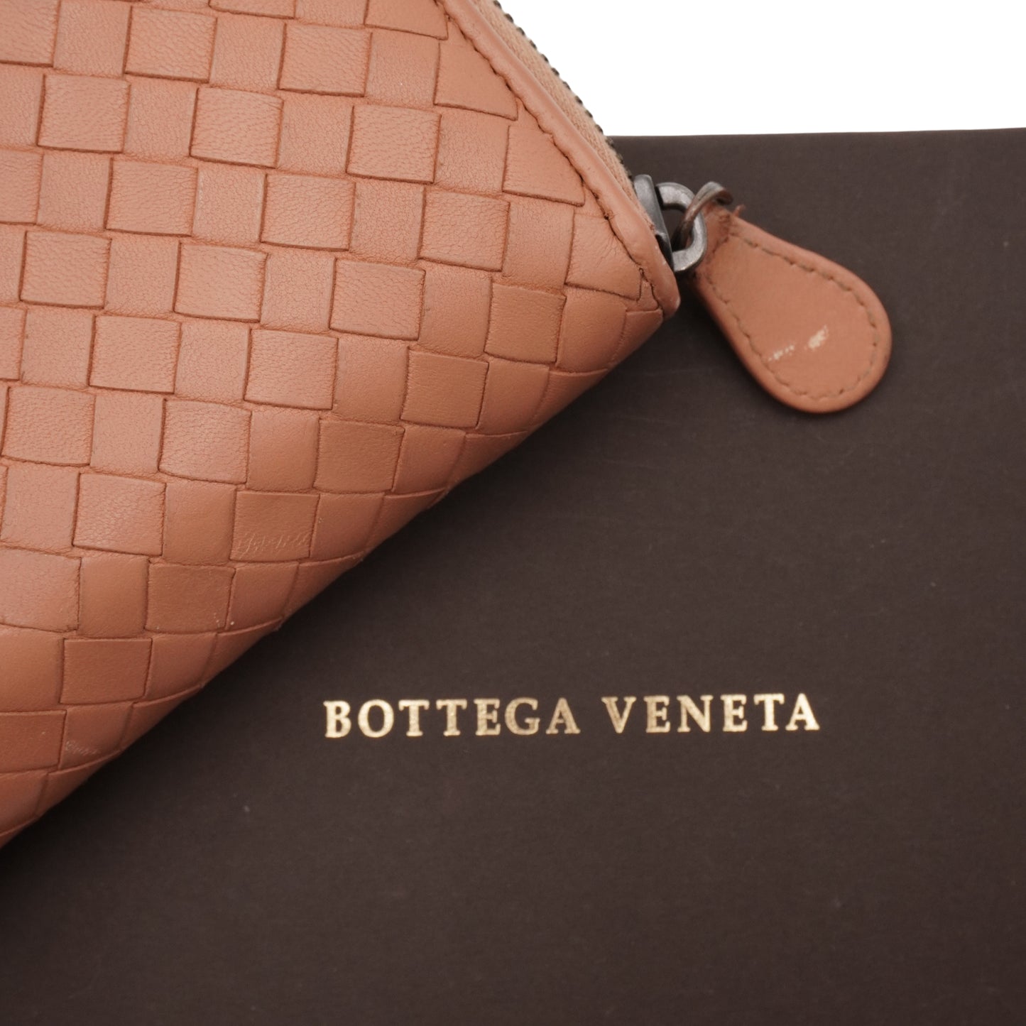 Cartera Bottega Veneta Intrecciato Zip Around Beige