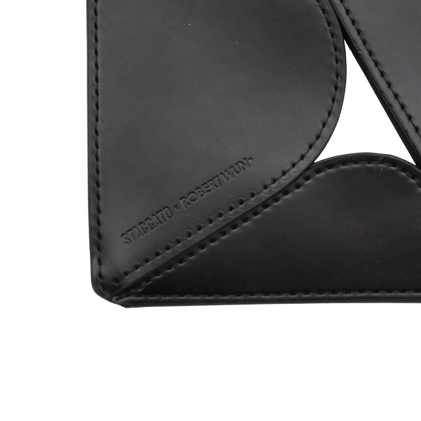 Bolsa Staccato Phone Pouch Robert Wun Collaboration