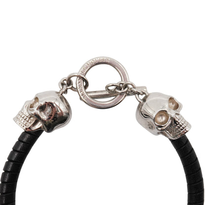 Pulsera Alexander Mcqueen Calavera Tbar Plateado 21 Cm