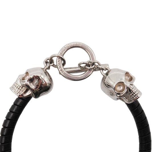 Pulsera Alexander Mcqueen Calavera Tbar Plateado 21 Cm