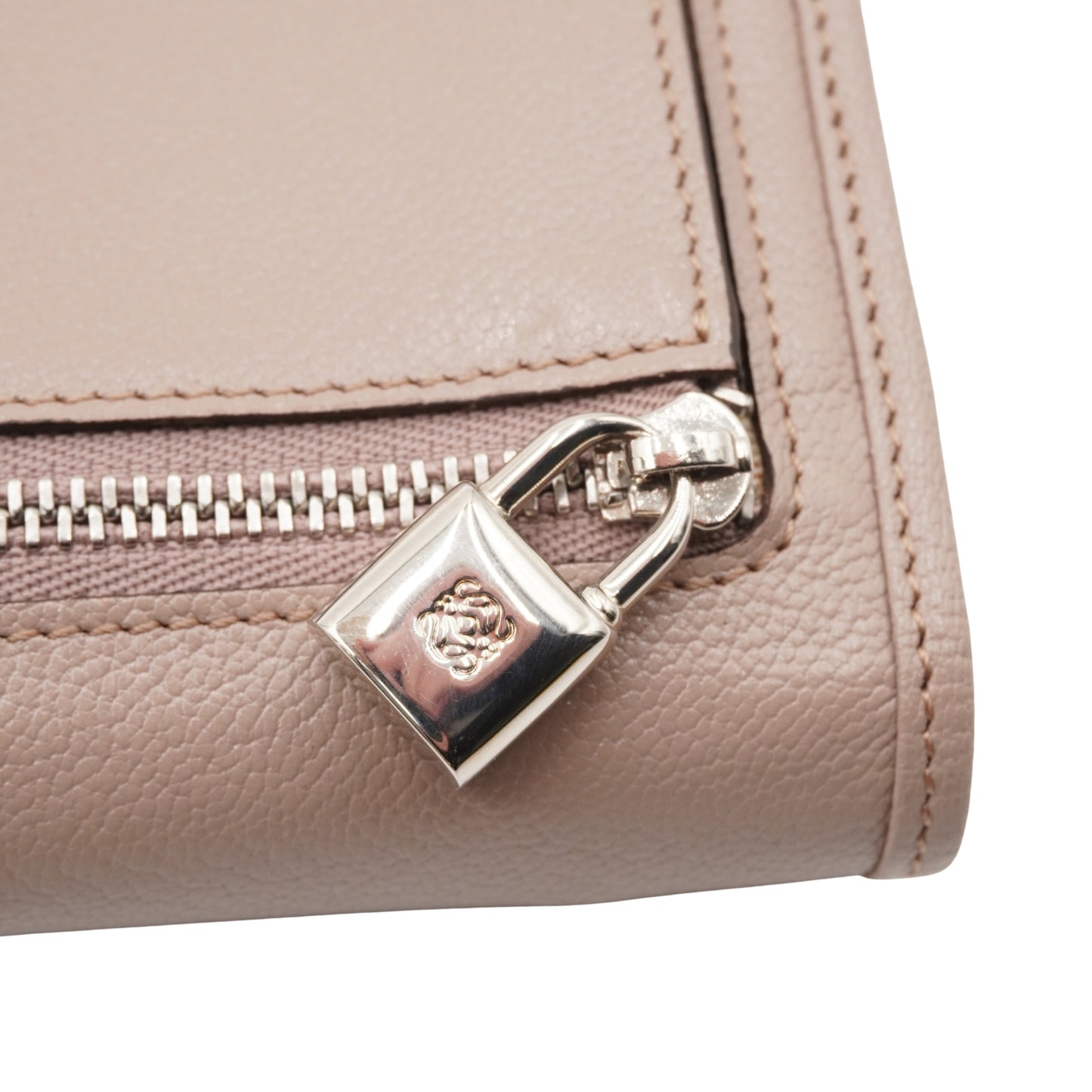Cartera Loewe Long Wallet Taupe Calfskin