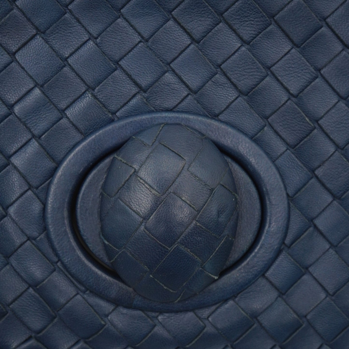 Bolsa Bottega Veneta Intrecciato Turn-Lock Clutch