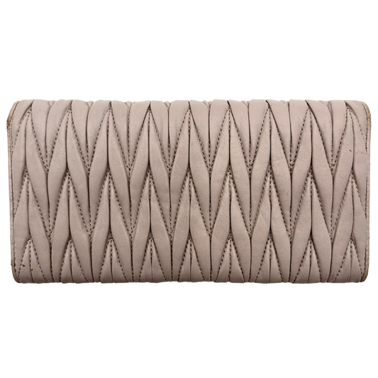 Cartera Miu Miu Matelassé Gris