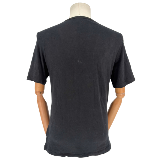 Playera Undercover Blue Dot Swordsman