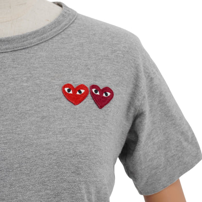 Playera Comme des Garçons Double Heart Logo Gris PLAY