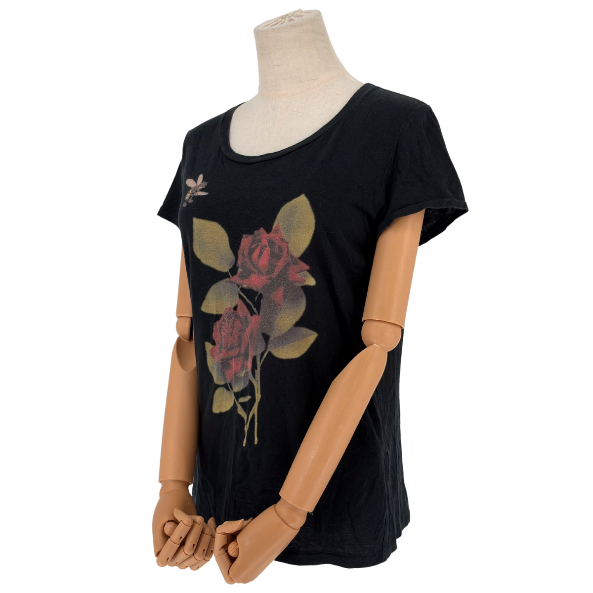 Playera Undercover Bee and Rose Negro