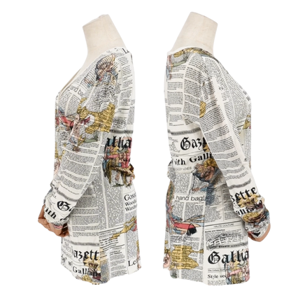 Playera John Galliano Newspaper Print Long Sleeve