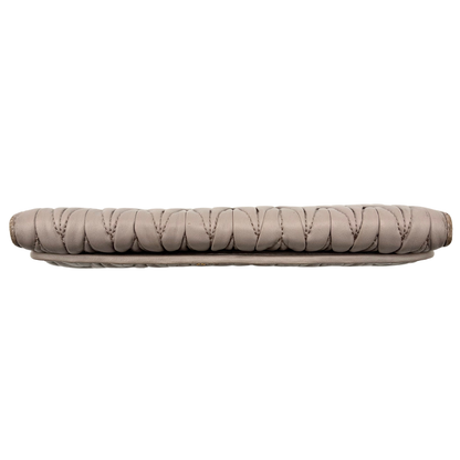 Cartera Miu Miu Matelassé Gris