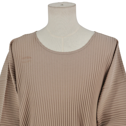 Playera Issey Miyake Beige