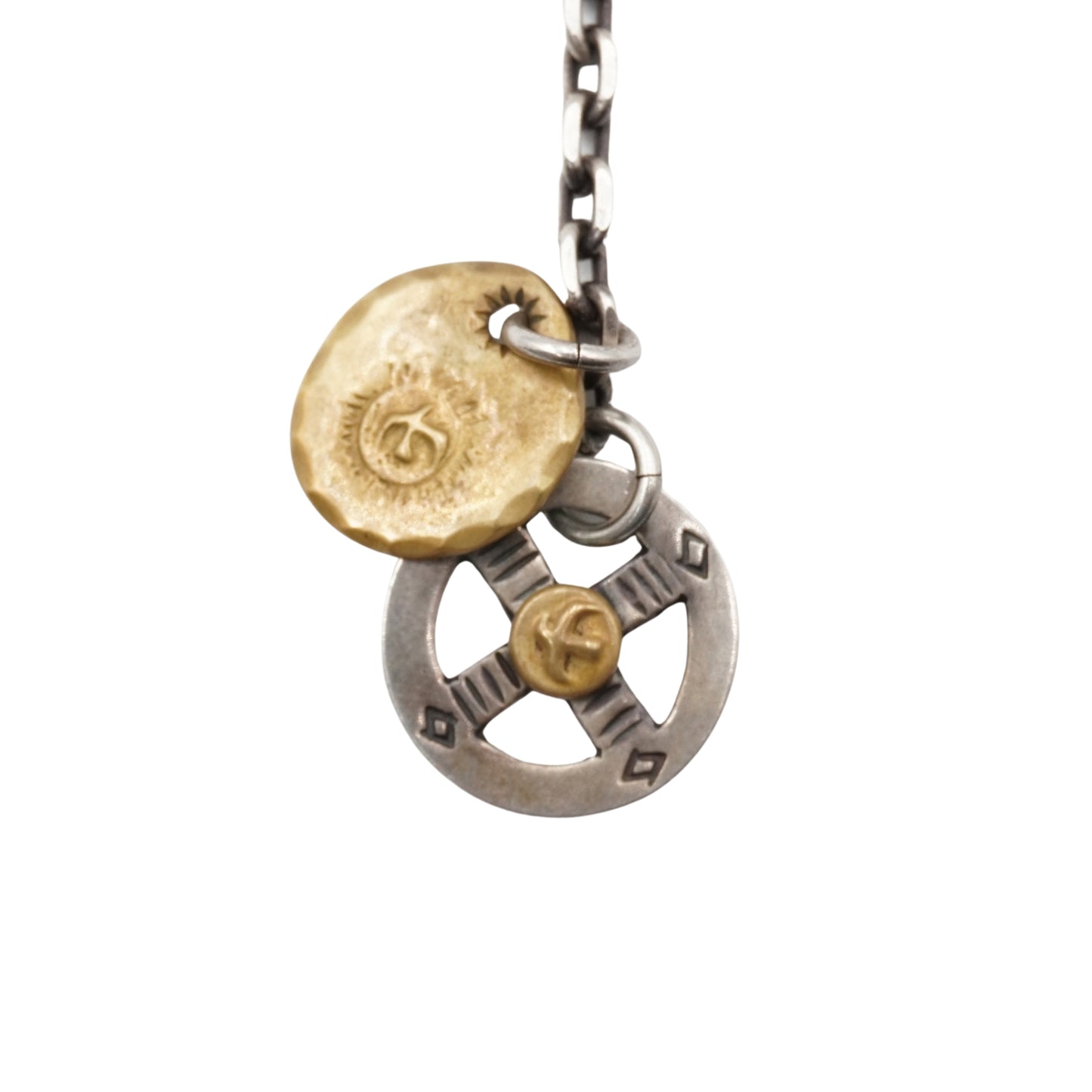 Collar Goro's Silver Arrowhead with 18k Gold Metal Wheel & Hook Chain