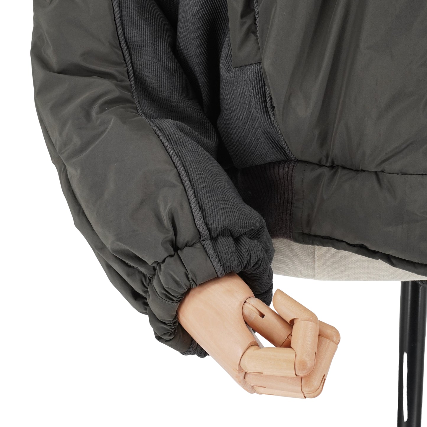 Chamarra Bomber Hyein Seo Hybrid Nylon Ribbed