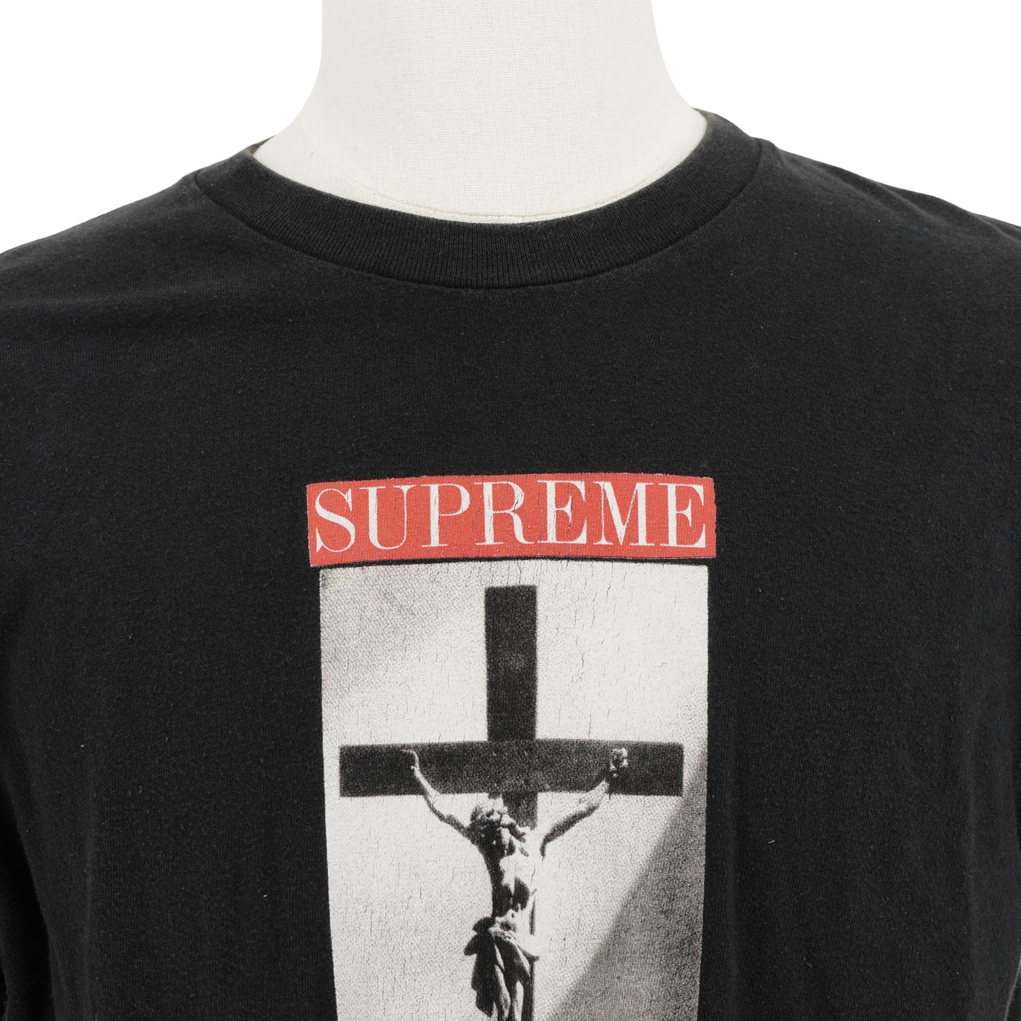 Playera Supreme Cross Negro