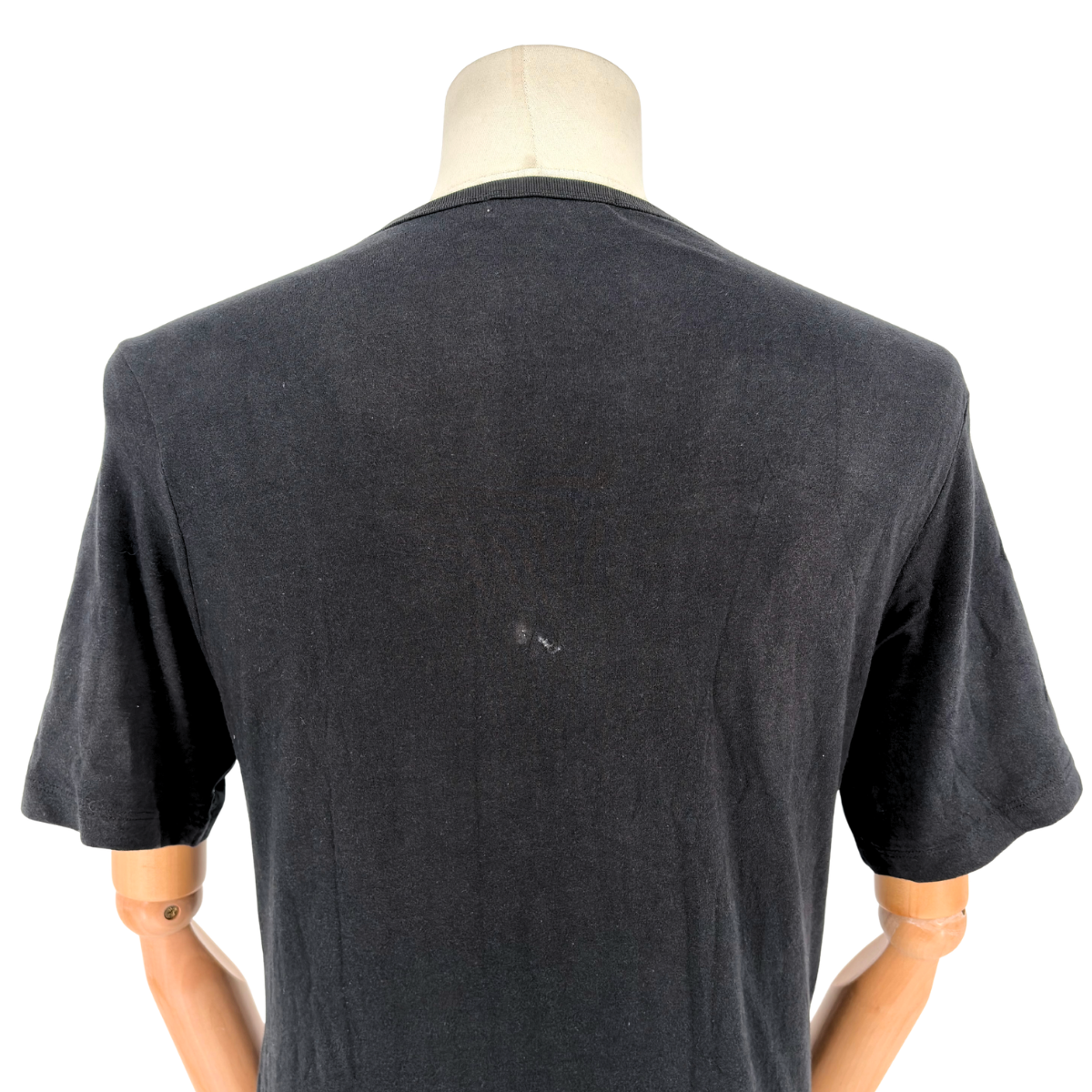 Playera Undercover Blue Dot Swordsman