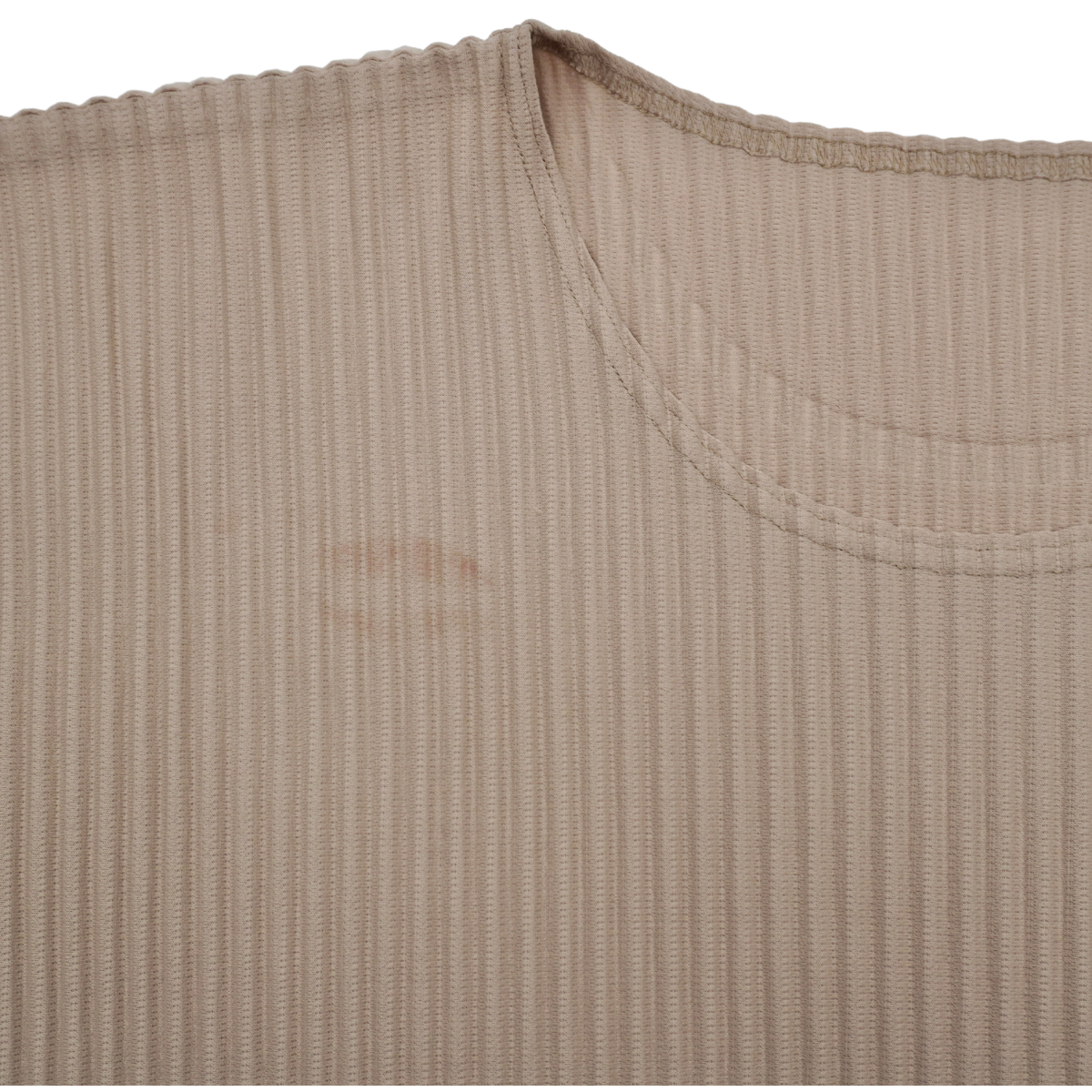 Playera Issey Miyake Beige