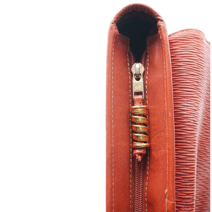 Clutch Loewe Vintage Embossed Red