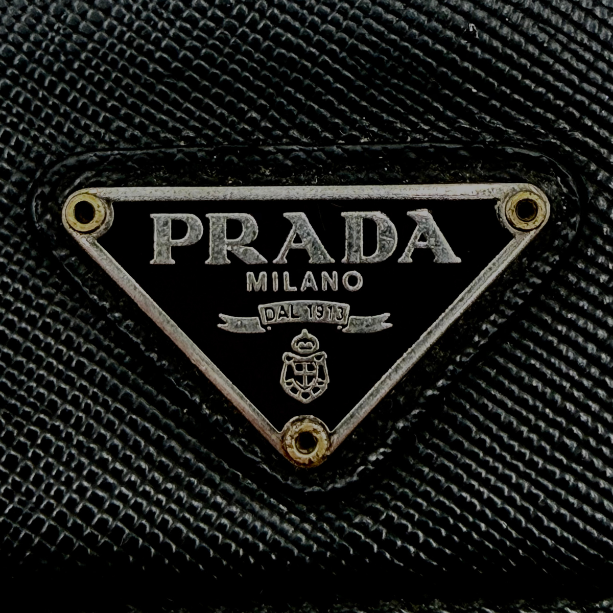 Tarjetero Prada Saffiano Negro Llavero