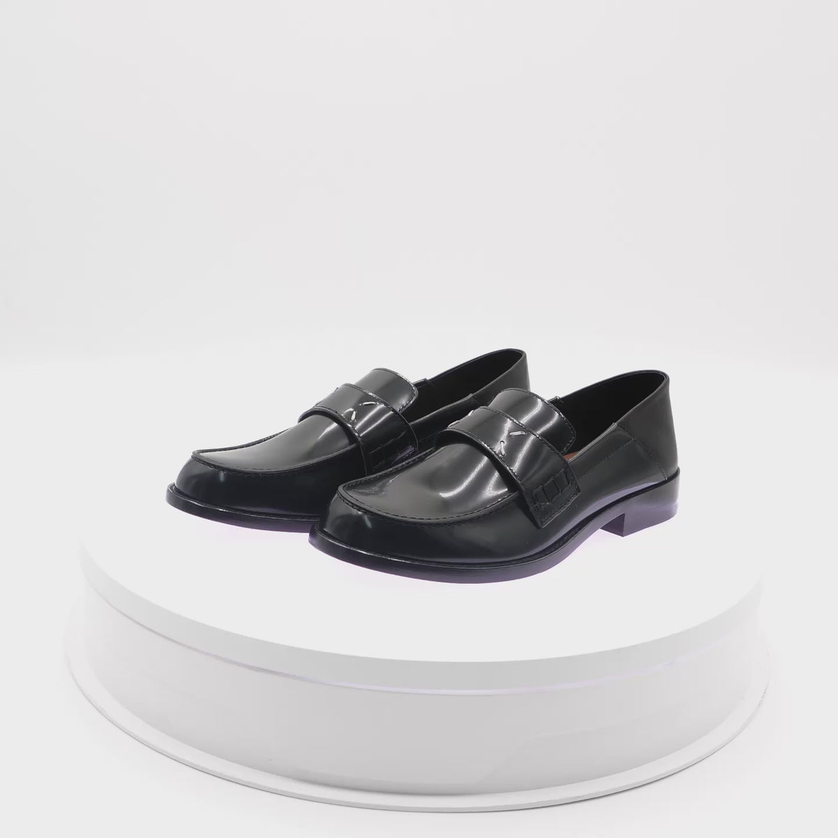 Zapato Maison Margiela Black Leather Loafers