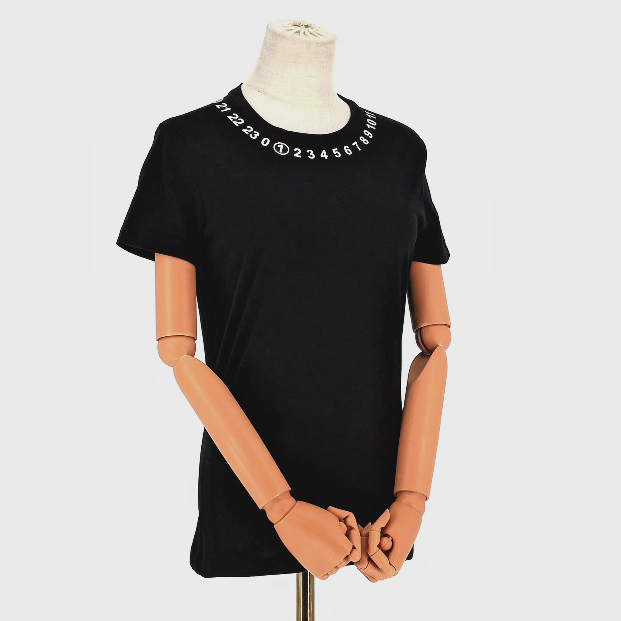 Playera MM6 Maison Margiela Numbers Negro