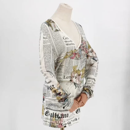Playera John Galliano Newspaper Print Long Sleeve