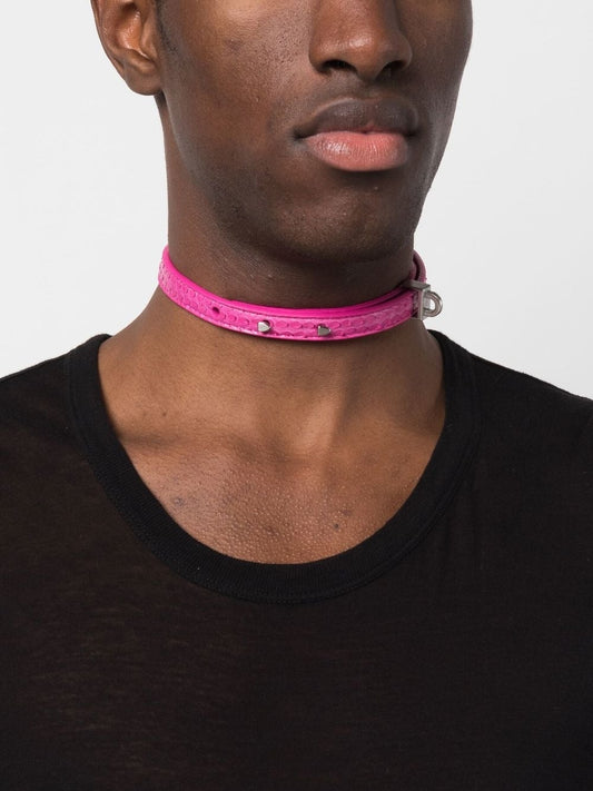 snakeskin-effect leather choker